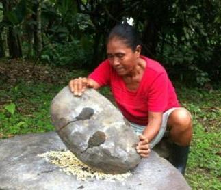 Indígenas bribri